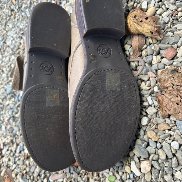 Lucky Brand boots ⭐️ - Picture 4 of 5